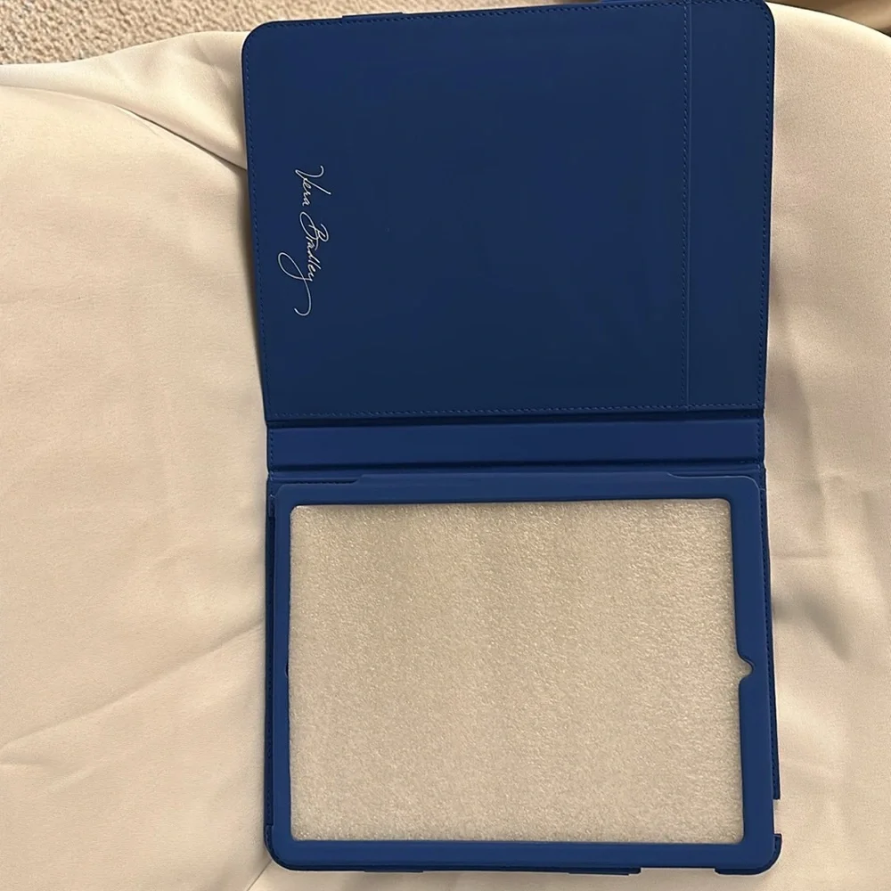 Vera Bradley Tablet Folio for iPad2 - NEW